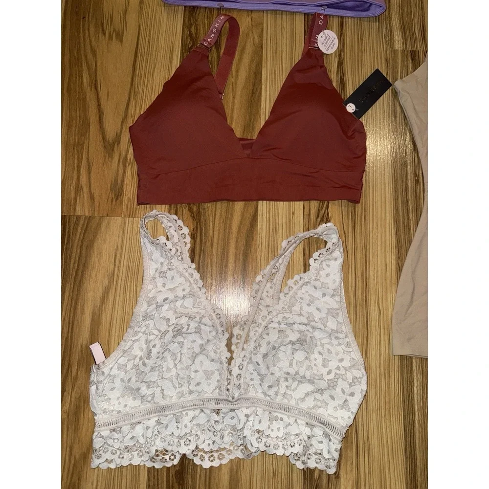 Victoria's Secret Spanx Danskin Bra‎ Lot Size Large EUC